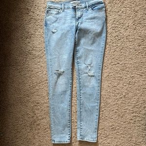 Levi’s skinny jeans